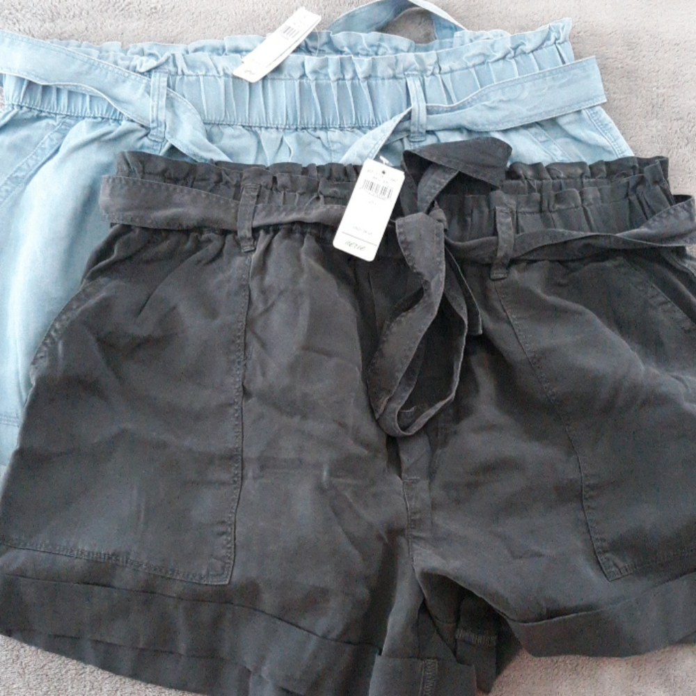 New with tags aerie shorts